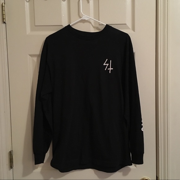 Used Sketchy Tank Trust No Suits Long Sleeve For Sale In